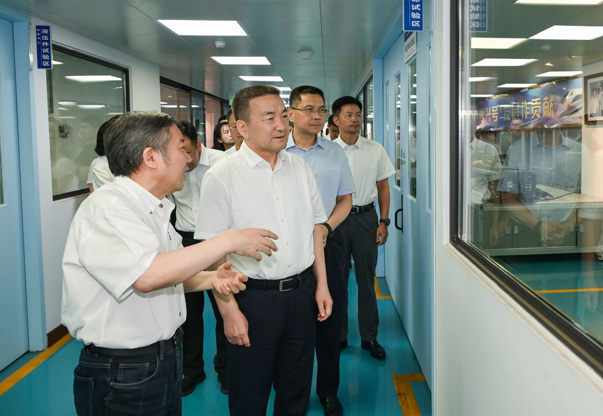 浙江省委常委、政法委书记王成国调研瑞立
